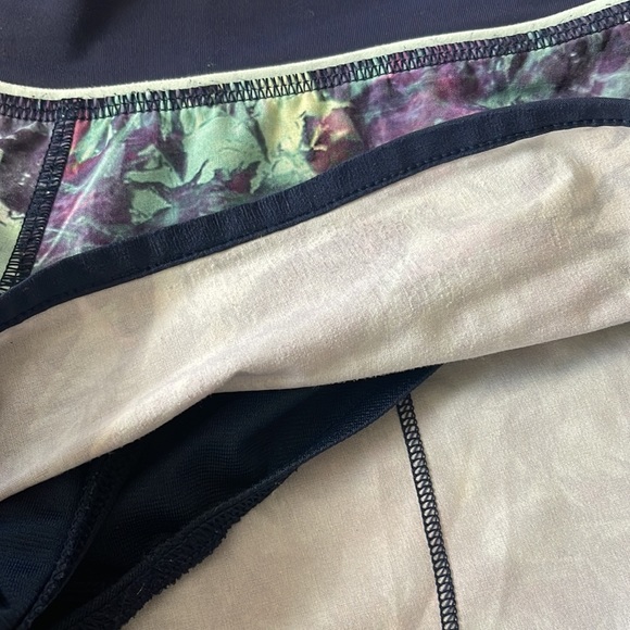 Lululemon speed shorts 2 - Picture 5 of 7